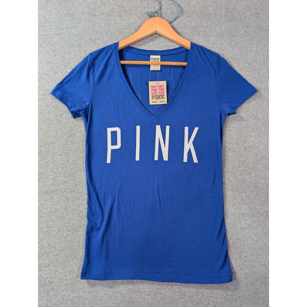 Victoria's Secret PINK Chicago Cubs MLB V-Neck T-Shirt NWT Women's Small